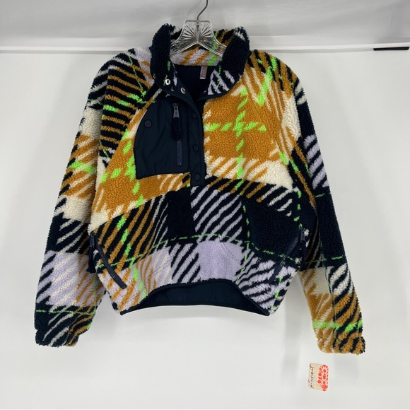 Free People Hit The Slopes Plaid Navy Double Lined Cropped Sherpa Coat XS NWT - Picture 2 of 9